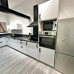 Pitchoune - Maison Familiale Avec Jardin A Dom wakacyjny