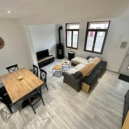 Pitchoune - Maison Familiale Avec Jardin à Hébergement de vacances *